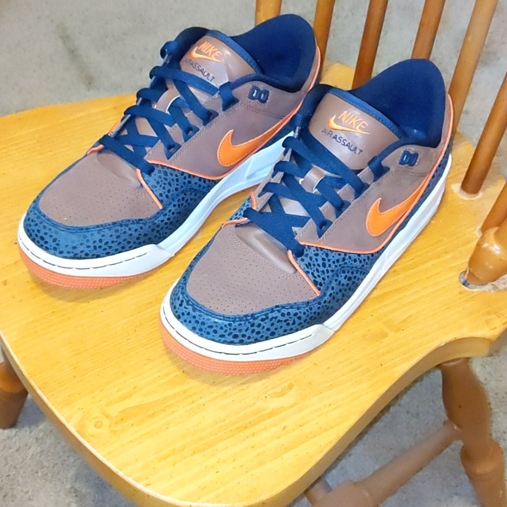 Nike Air Assault Low Rustic Orange Blaze Navy